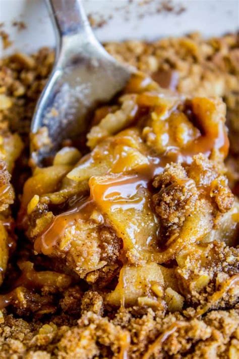 Homemade Apple Crisp Recipe With Oats The Food Charlatan