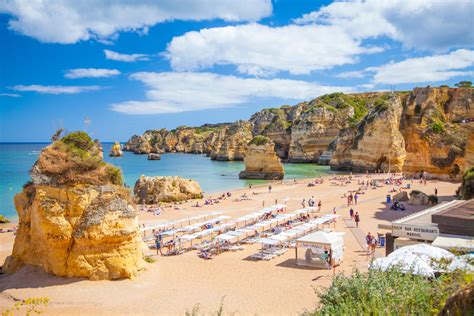 Praia Da Dona Ana The Guide To This Beautiful Beach In Lagos