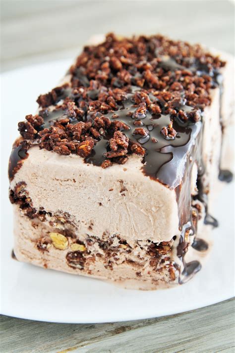 Chocolate Crunch Ice Cream Cake The Tasty Bite