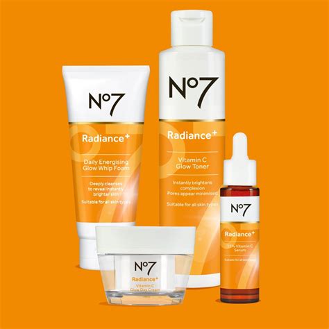 Boots No7 Radiance Daily Energising Glow Whip Foam 100ml