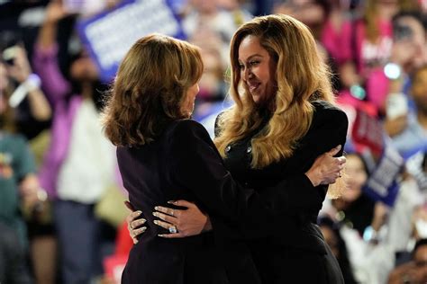 Beyoncé And Kelly Rowland Introduce Kamala Harris At Houston Rally