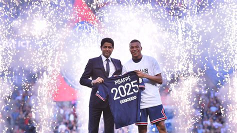 Kylian Mbappé extends contract with Paris saint-Germain until 2025 ...