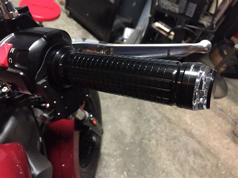 Indian Scout Bobber Grip Size