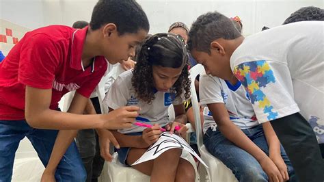 Arsal leva ação educativa sobre saneamento para escola estadual em