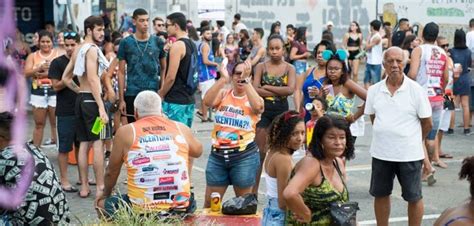 Bloco Que Horas Passa O Vicentina Fecha O Carnaval Na Feira Livre De