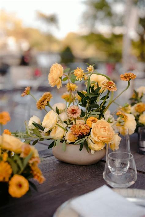 77 Beautiful And Bright Marigold Wedding Ideas Weddingomania