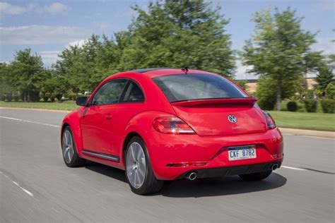 2016 Volkswagen Beetle Review And Ratings Edmunds