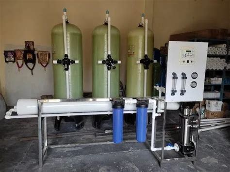 Ultra Filtration Stainless Steel RO Plant Water Storage Capacity 1000