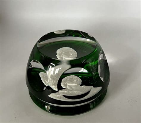 Baccarat Cameo Crystal Paperweight Alexander The Great Green Fan Cut