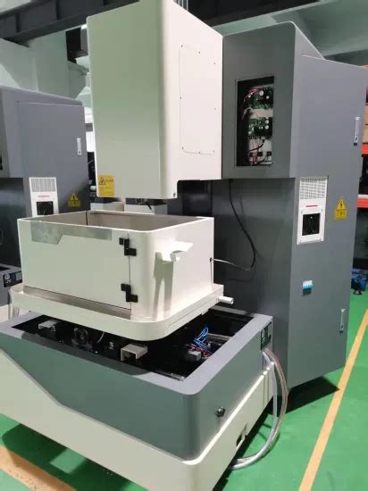 Wire Cut EDM Bqy400 High Performance Molybdenum Wire Cutting Machine