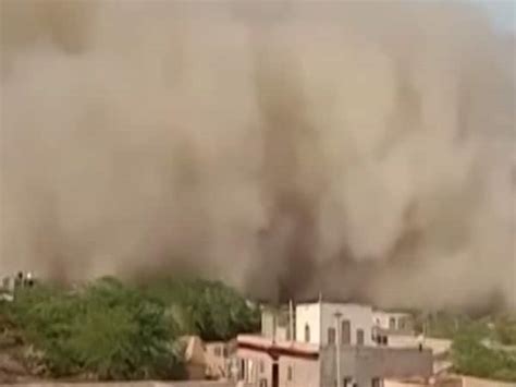 Masive Sandstorm Hits Jaisalmer Videos Go Viral