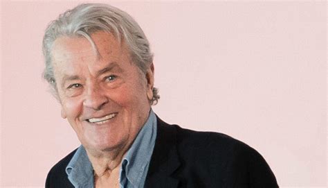 Cum arată singura femeie care l a părăsit pe Alain Delon La 58 de ani