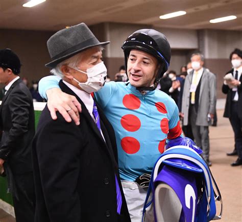 アーモンドアイ顕彰馬選定記念トークショー、ルメール騎手「本当に忘れられない馬」 競馬写真ニュース 日刊スポーツ