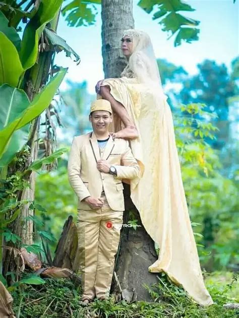 9 Potret Prewedding Absurd Di Alam Terbuka Hasilnya Bikin Geleng Kepala Hot Liputan6