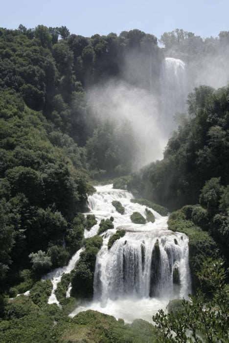 Cascata delle Marmore – The World's Tallest Human-Made Waterfall | Visititaly.info