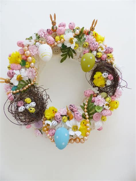 10 ways to have a vintage easter - Kate Beavis Vintage Expert