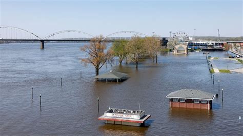 Spring Snowmelt Has Cities Along The Mississippi Bracing For Flooding Cnn