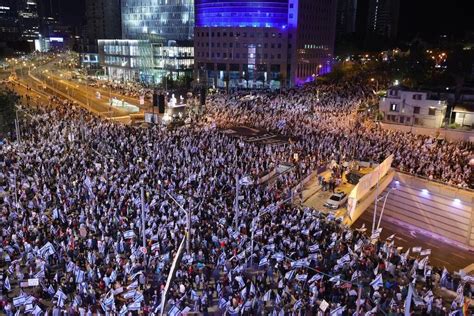 Isra L Des Dizaines De Milliers De Manifestants Contre La R Forme