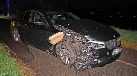 BMW Fahrer will vor Polizei flüchten Zwei Unfälle in Dresden