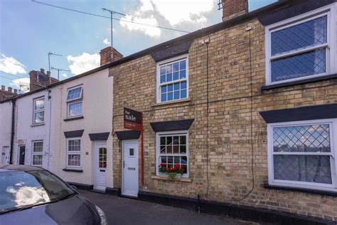 2 Bed Cottage For Sale In Cheddington Road Pitstone Leighton Buzzard