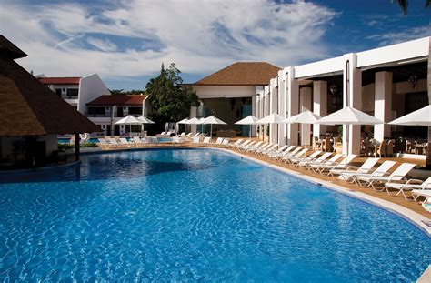 Inclusions And Services Bluebay Villas Doradas Puerto Plata Transat