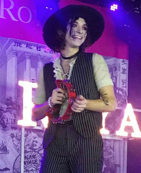 Pin De Breanna Cox Em Palaye Royale