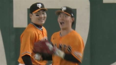 2日連続でスーパープレー 巨人・岡田悠希がフェンス際で見せたスゴ技 マウンド上の菅野智之も脱帽 日テレnews Yahooニュース