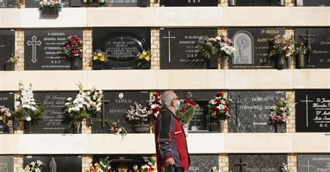 El Cementerio De Torrero Se Vuelve A Llenar En El D A De Todos Los