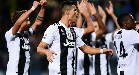 Juventus Vs Empoli 2 1 Resumen Goles Video Cristiano Ronaldo Por Serie