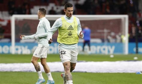 Una V A En Italia Para Santi Mina