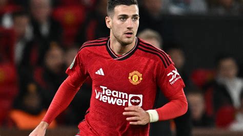 Man Utd Star Diogo Dalot Forced To Leave Portugal Squad For Personal