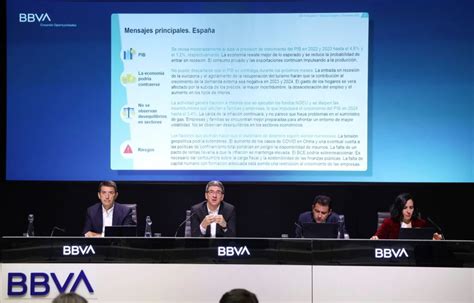 BBVA eleva dos décimas sus previsiones del PIB y prevé crecer un 4 6