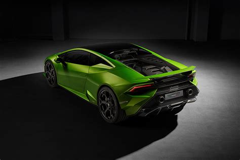 Automobili Lamborghini presents the Huracán Tecnica Twisted Male Mag