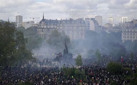 Francia Scontri Tra Manifestanti E Polizia 1 Maggio 2023 3 Dago