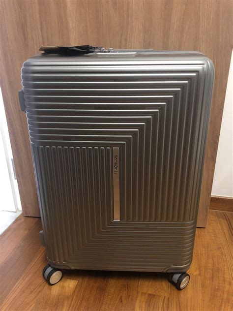 Samsonite ZELTUS 69cm Spinner Exp With Built In Scale Hobbies Toys