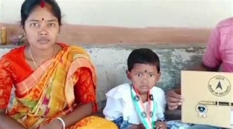 Balurghat Kid Memorizes Capitals Of All States Set India Record