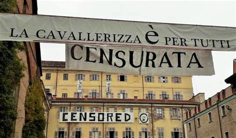 La Cavallerizza Reale di Torino è libera sgombero degli ultimi occupanti