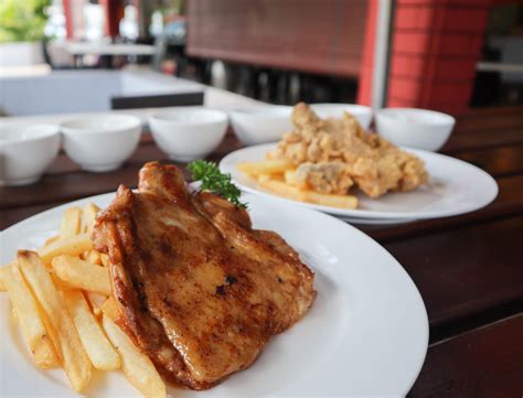 Shiok Kopitiam Serving The Best Chicken Chops In Puchong For Over 12