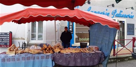 FOIRE DU 8 MAI Mairie De Saint Victor De Cessieu