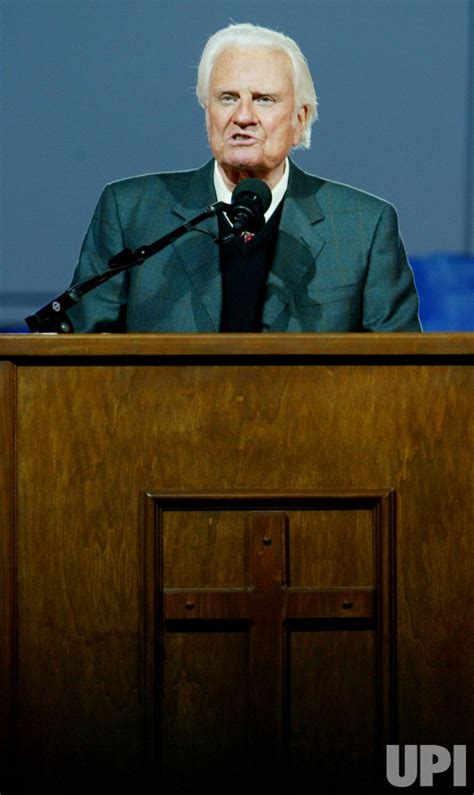 Photo: BILLY GRAHAM CRUSADES IN NEW YORK CITY - NYP2005062430 - UPI.com