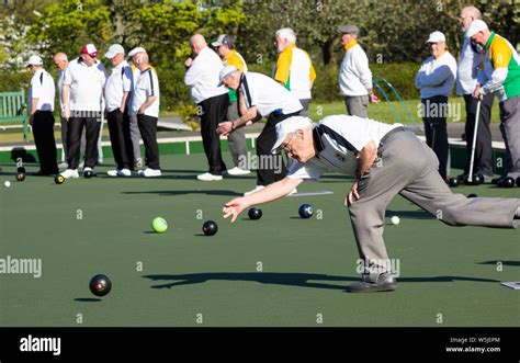 Crown green bowling hi-res stock photography and images - Alamy