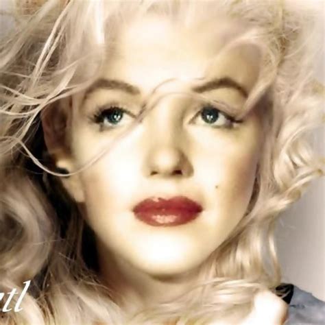 Marilyn Monroered Painted Lipsmascara And Curled Lashesfull