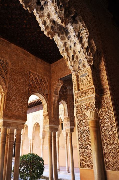 Patio De Los Leones Alhambra Palace In Granada Spain Stock Image