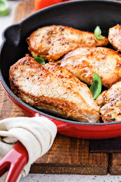 Juciest Cast Iron Skillet Chicken Breasts Laura Fuentes