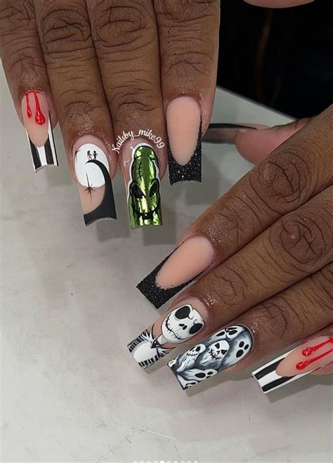 21 Perfect Halloween Nails acrylic design 2023 inspiration - Fashionsum