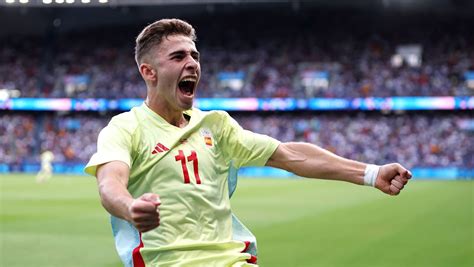 Fermín López entra en la historia del fútbol Medalla de oro MVP y