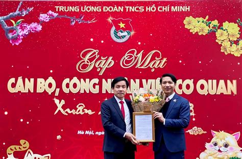 Trao quyết định chỉ định chuẩn y Bí thư Phó Bí thư Đảng ủy Trung ương