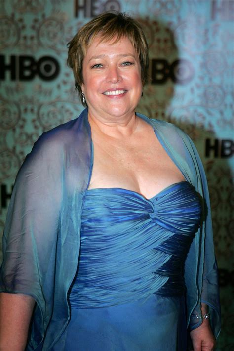 Kathy Bates 75 Reveals Drastic Weight Loss And Looks Skinnier Than