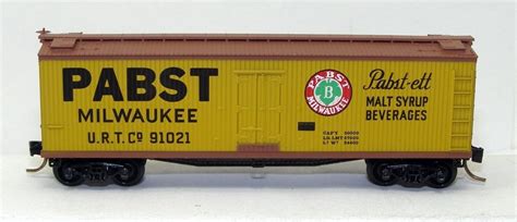 N Scale Micro Trains Reefer Ice Foot Wood Pab