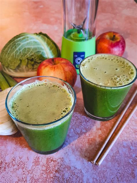 Jus D Tox Aux L Gumes Verts Et Aux Pommes Gourmicom